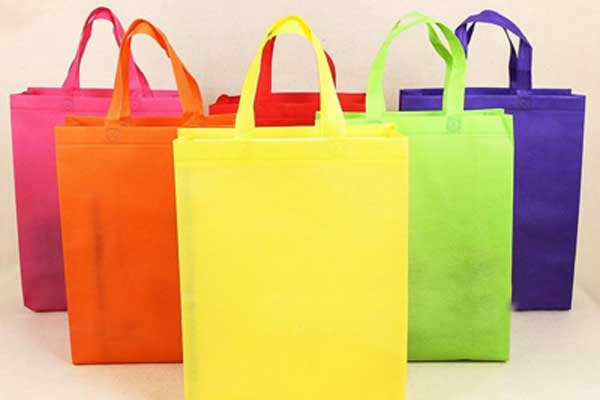 Non-Woven Bag – Why Should We Use Them Over Plastic Bags?